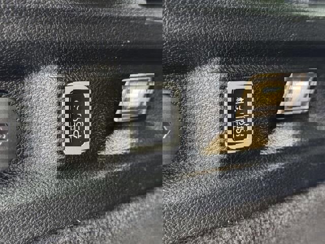 Used 2021 Jeep Grand Cherokee L Overland w/ Luxury Tech Group IV image 11