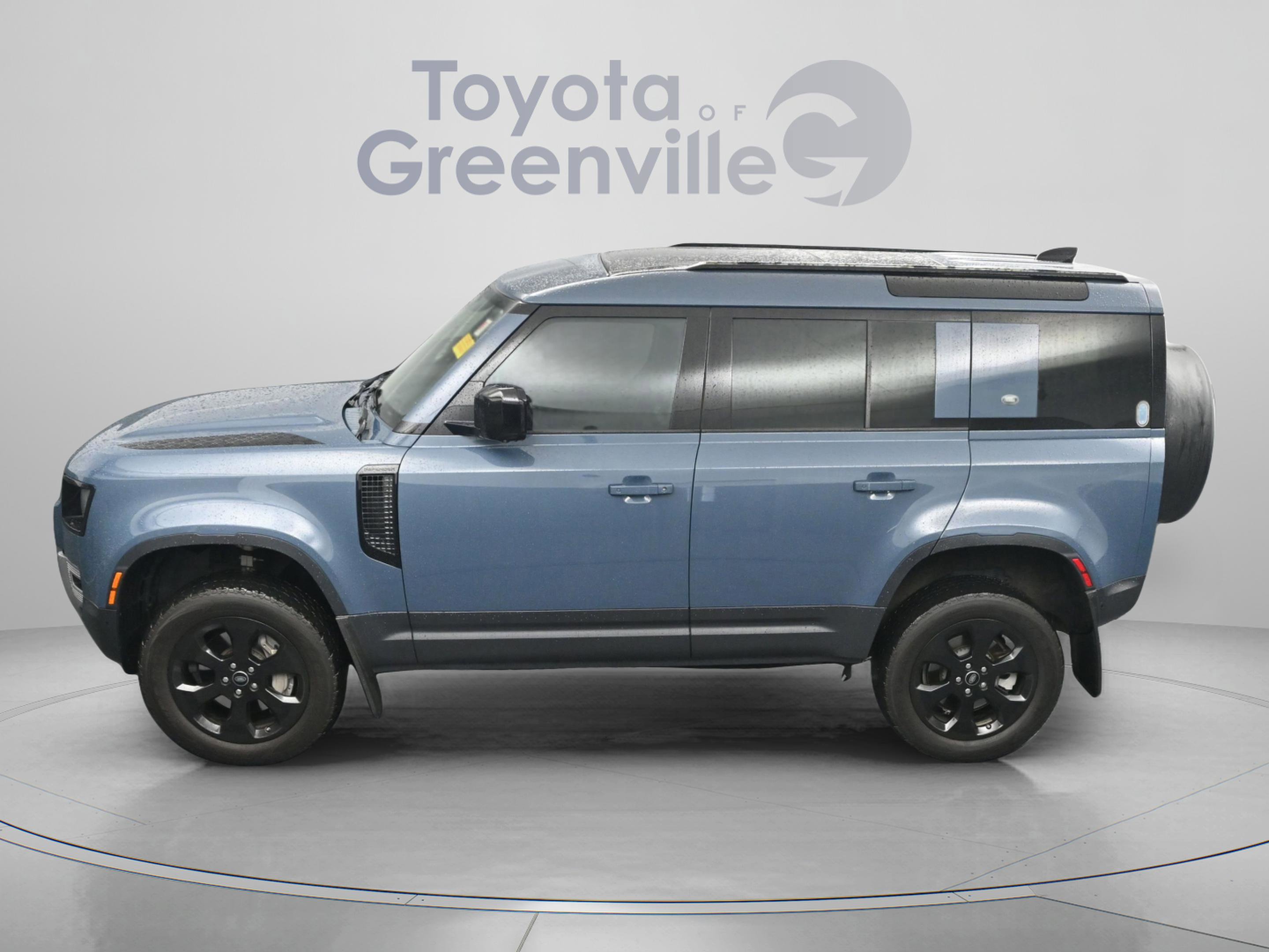 Used 2020 Land Rover Defender 110 HSE AWD/4WD image 4