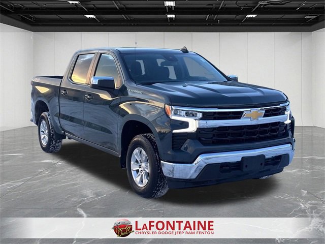Used 2025 Chevrolet Silverado 1500 LT image 7