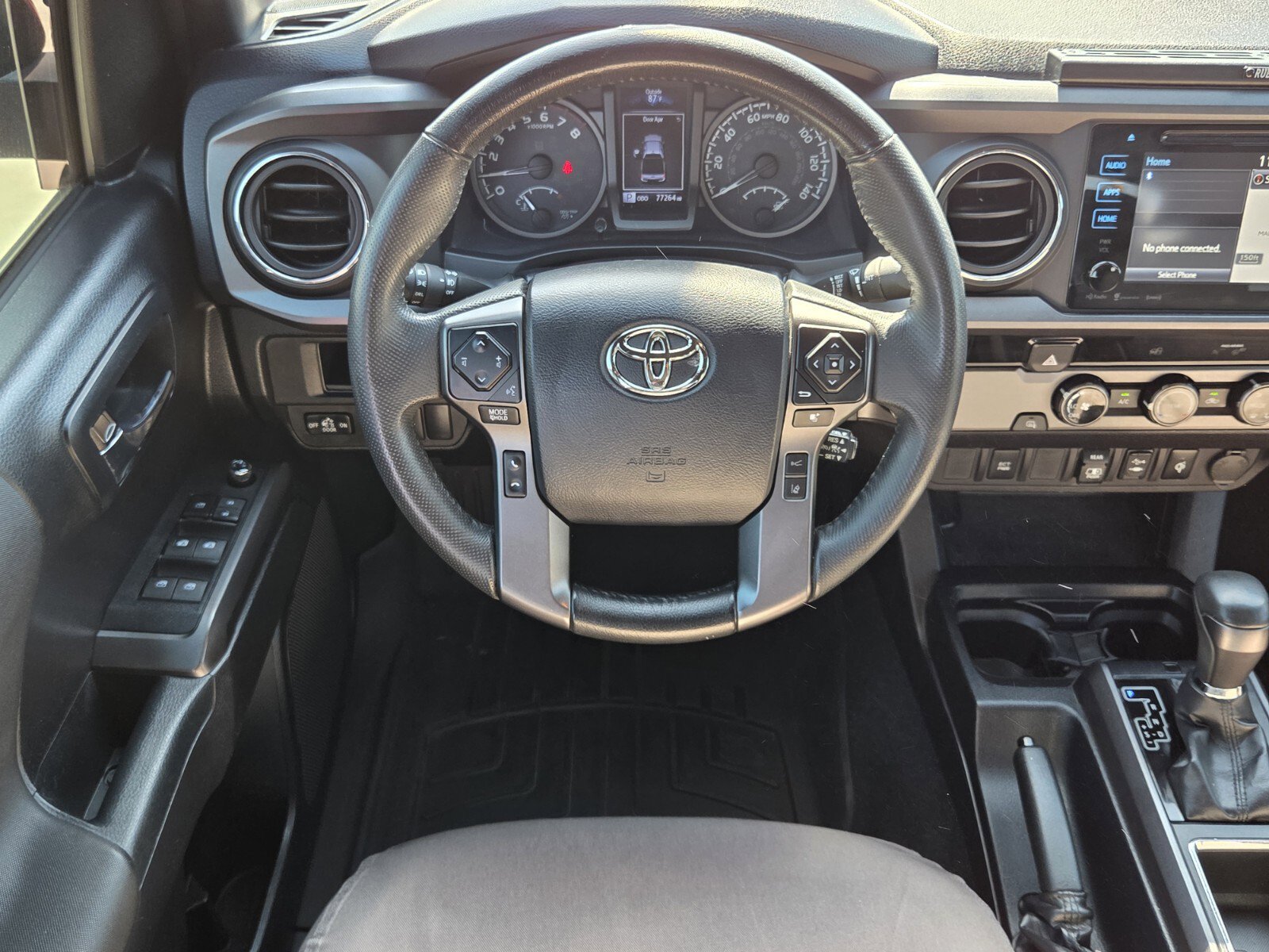 Used 2018 Toyota Tacoma TRD Sport image 6