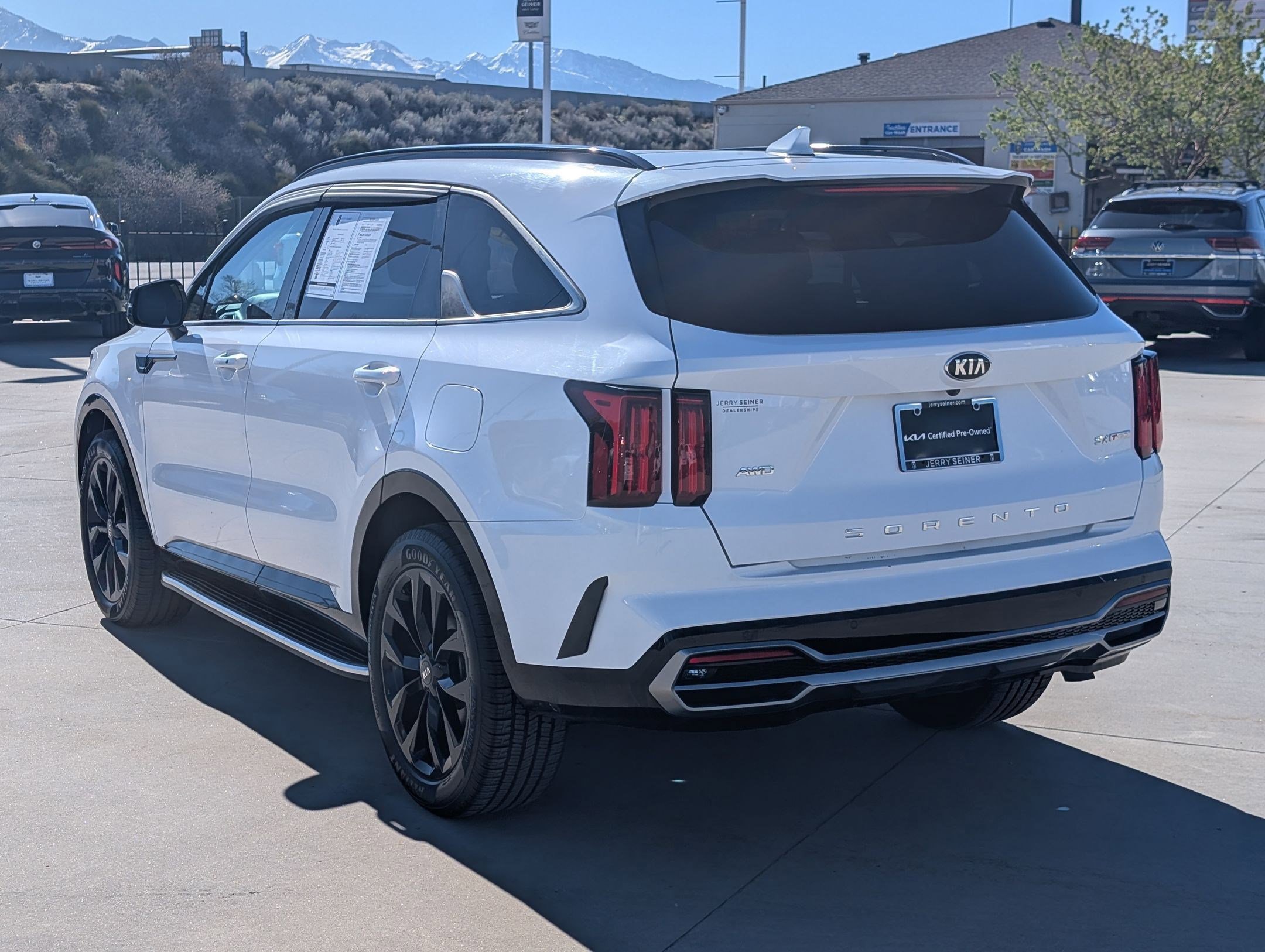 Certified 2021 Kia Sorento SX image 3