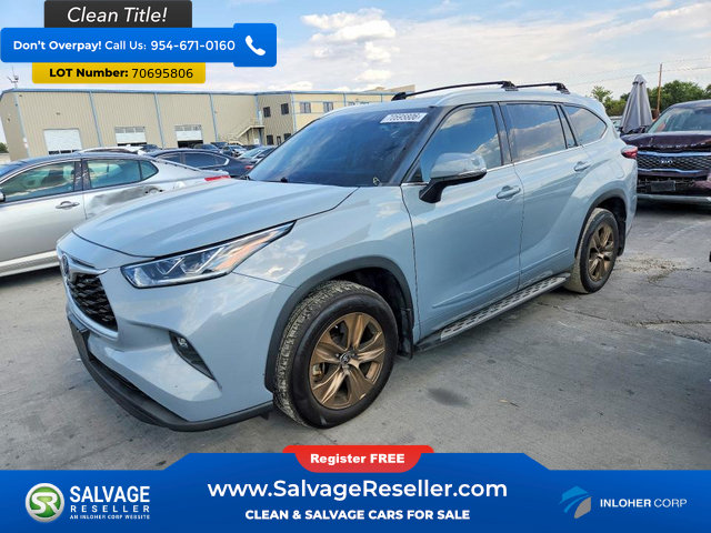 Used 2022 Toyota Highlander Bronze Edition FWD image 1