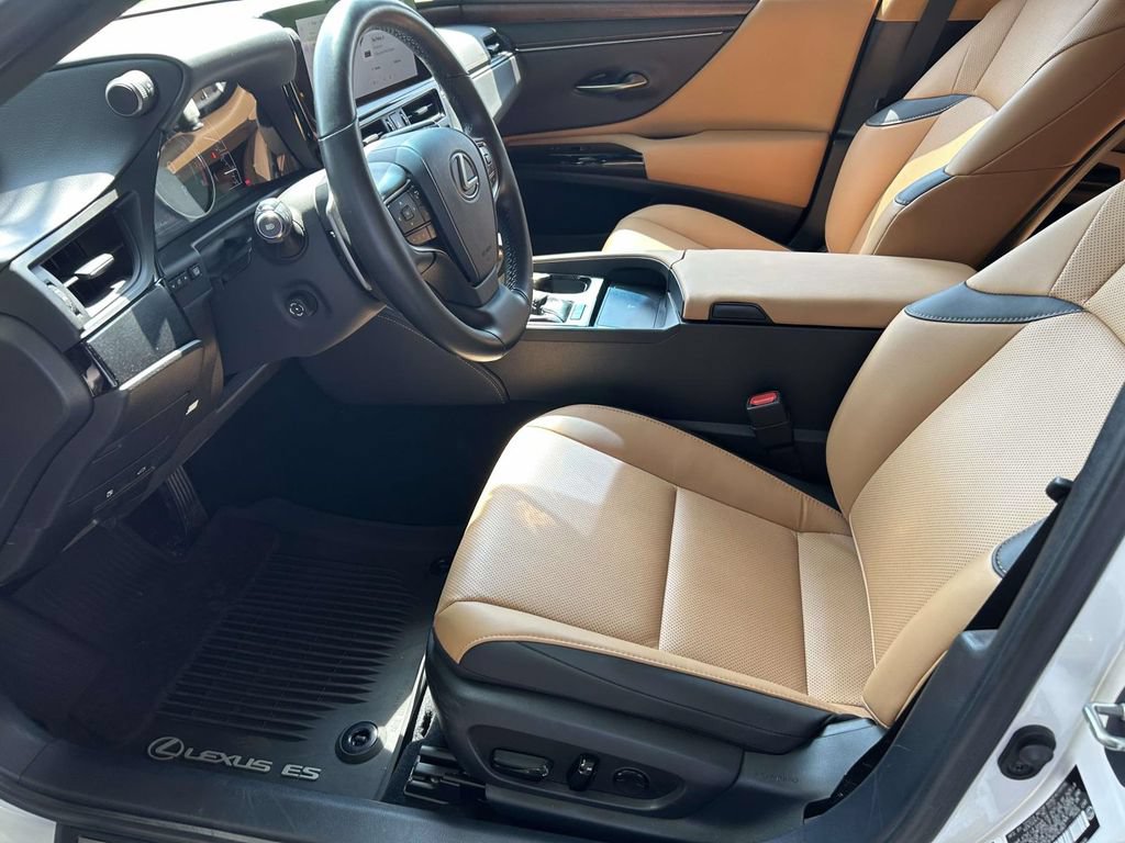 Used 2023 Lexus ES 350 w/ Premium Package FWD image 12