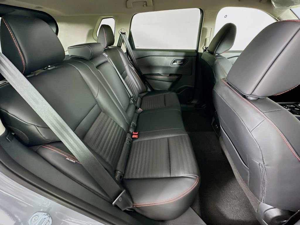 New 2026 Nissan Rogue SV image 34