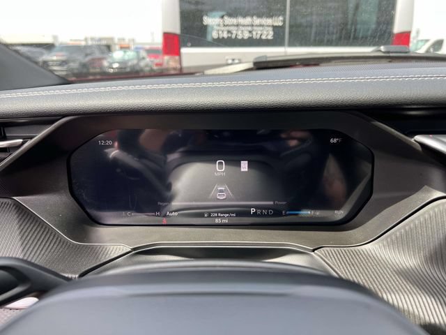 New 2026 Jeep Cherokee Overland w/ Trailer Tow Group AWD/4WD image 14