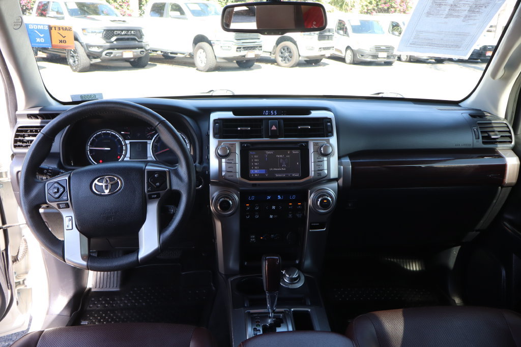 Used 2018 Toyota 4Runner Limited AWD/4WD image 29