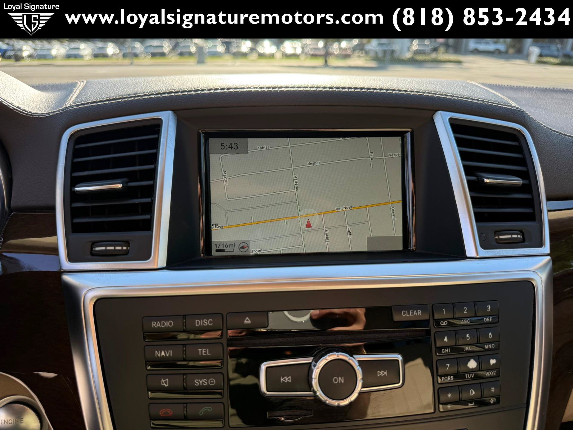 Used 2015 Mercedes-Benz GL 450 4MATIC image 33