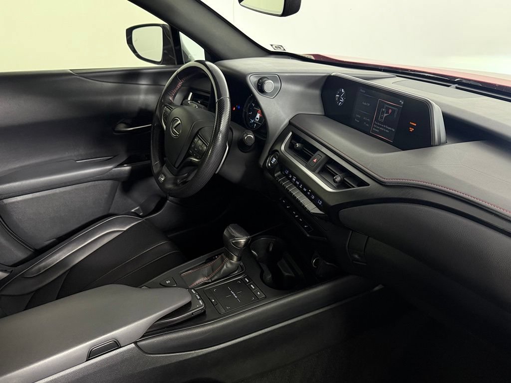 Used 2019 Lexus UX 200 F Sport FWD image 31