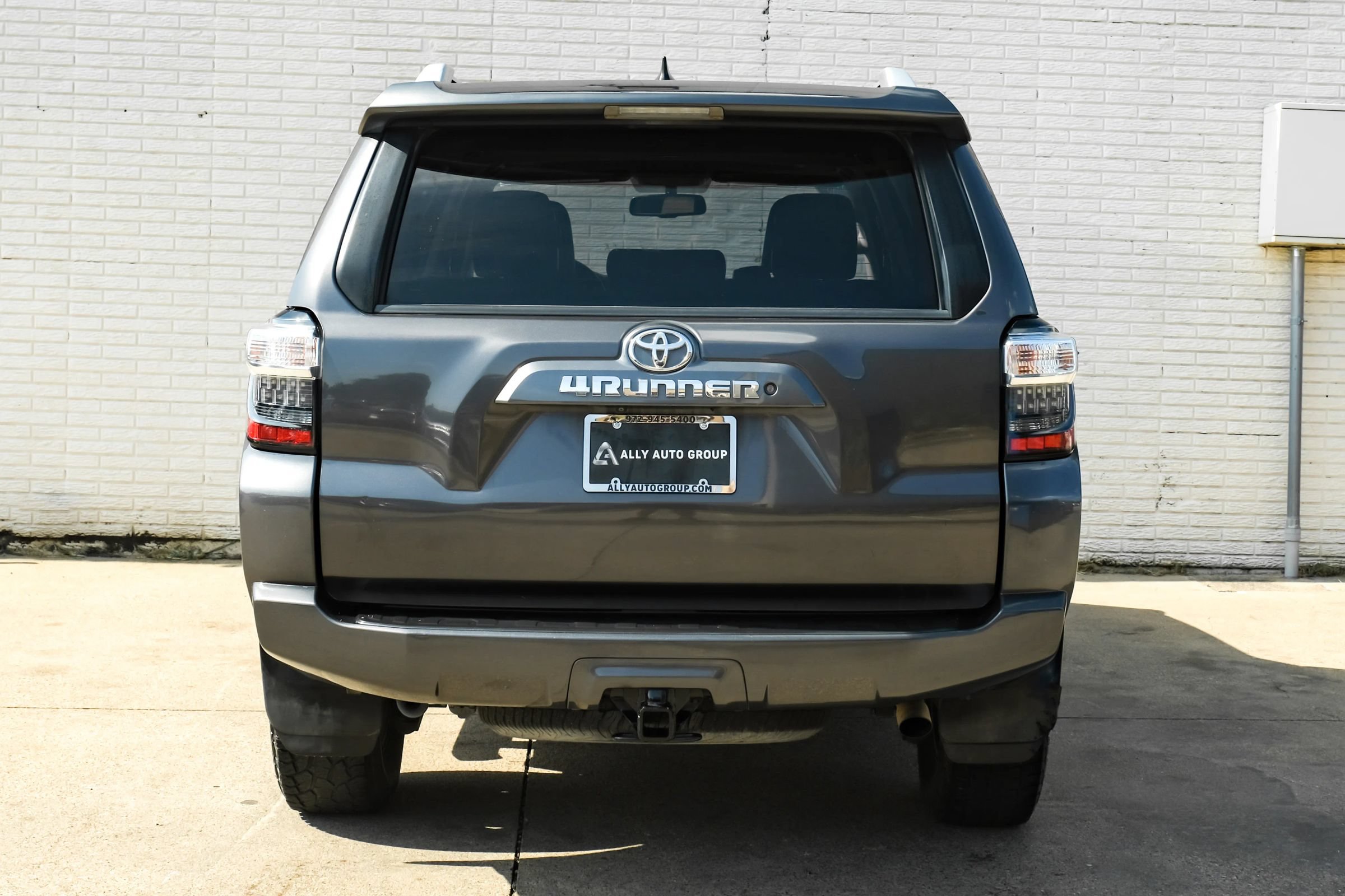 Used 2018 Toyota 4Runner SR5 Premium AWD/4WD image 9