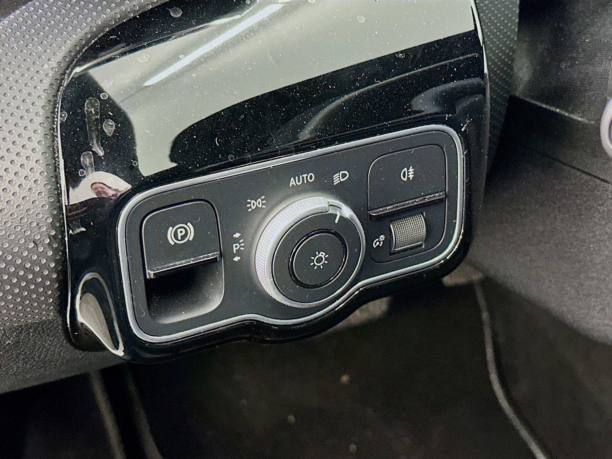 Used 2025 Mercedes-Benz CLA 250 4MATIC image 17