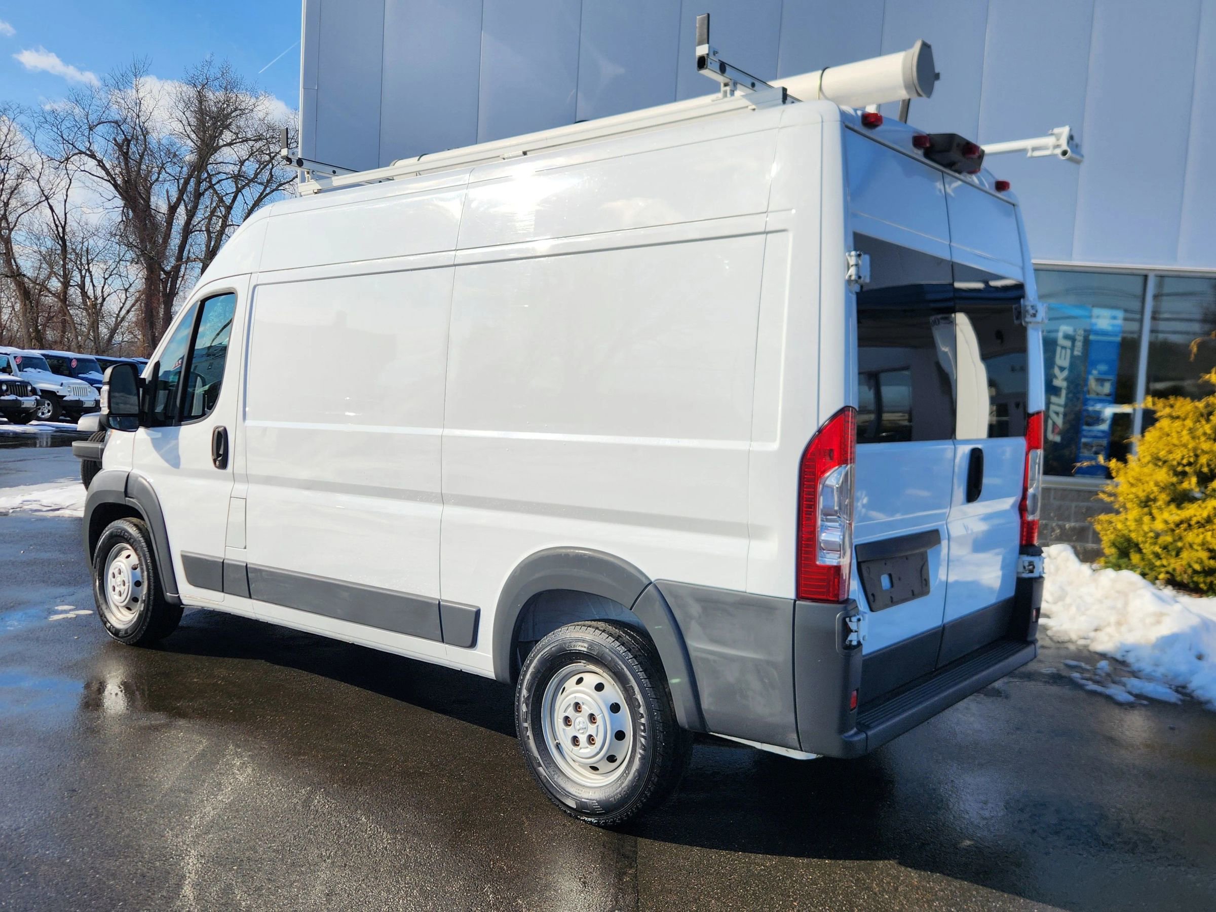 Used 2018 RAM ProMaster 2500 w/ Interior Convenience Group image 10