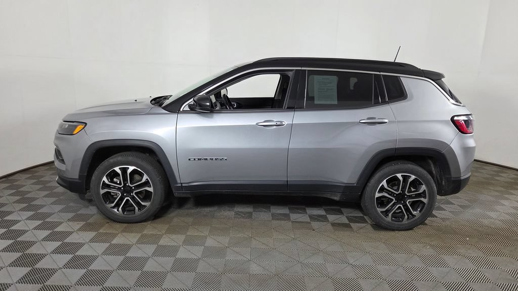 Used 2022 Jeep Compass Limited AWD/4WD image 5
