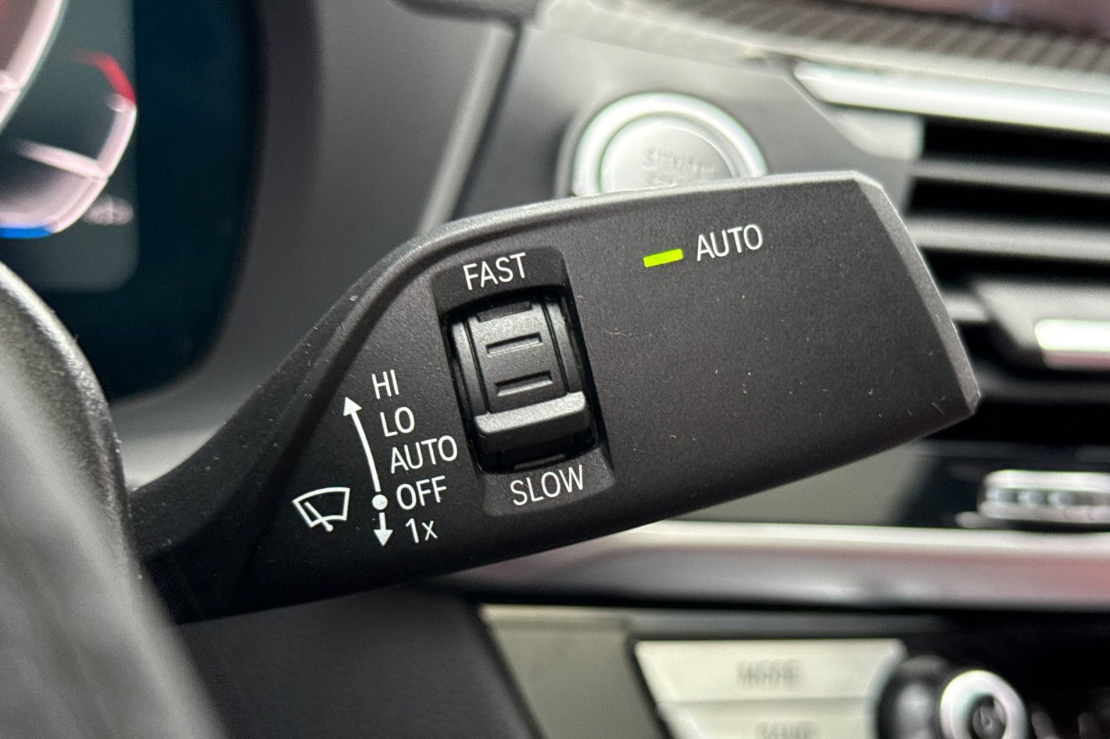 Certified 2021 BMW X4 xDrive30i w/ Executive Package image 33