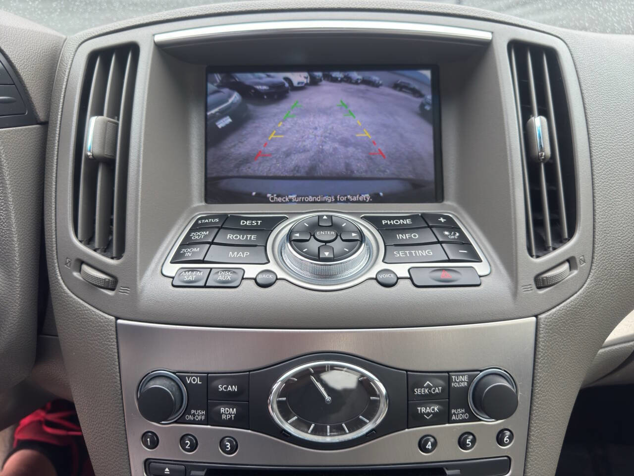 Used 2012 INFINITI G37 x Sedan w/ Premium Pkg image 16