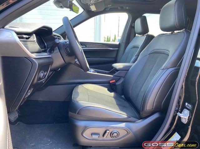 New 2026 Jeep Grand Cherokee Altitude AWD/4WD image 25