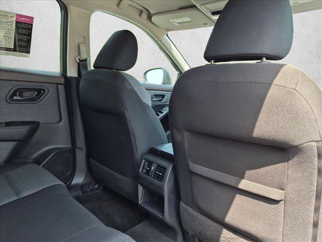 Used 2021 Nissan Rogue S FWD image 27