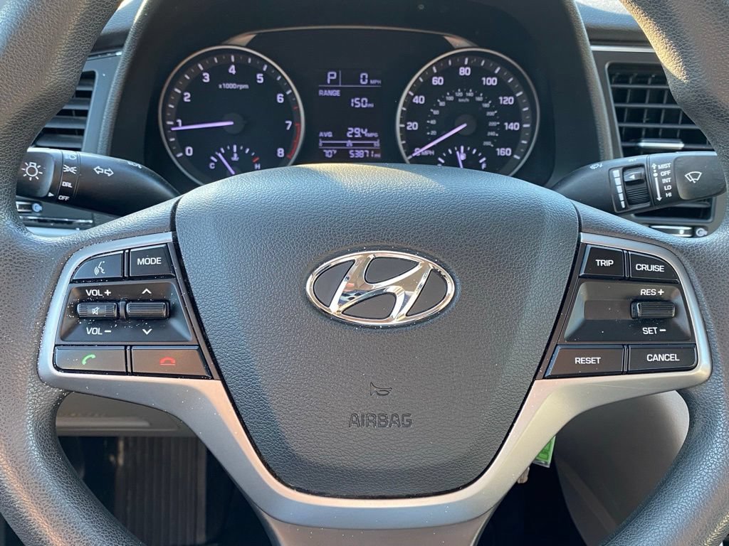 Used 2018 Hyundai Elantra SE FWD image 22