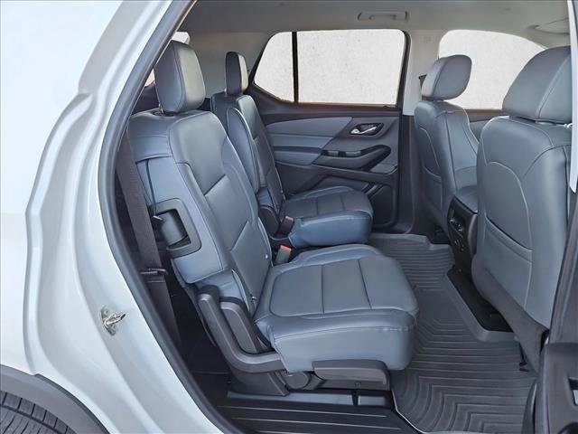 Used 2018 Chevrolet Traverse LT FWD image 21