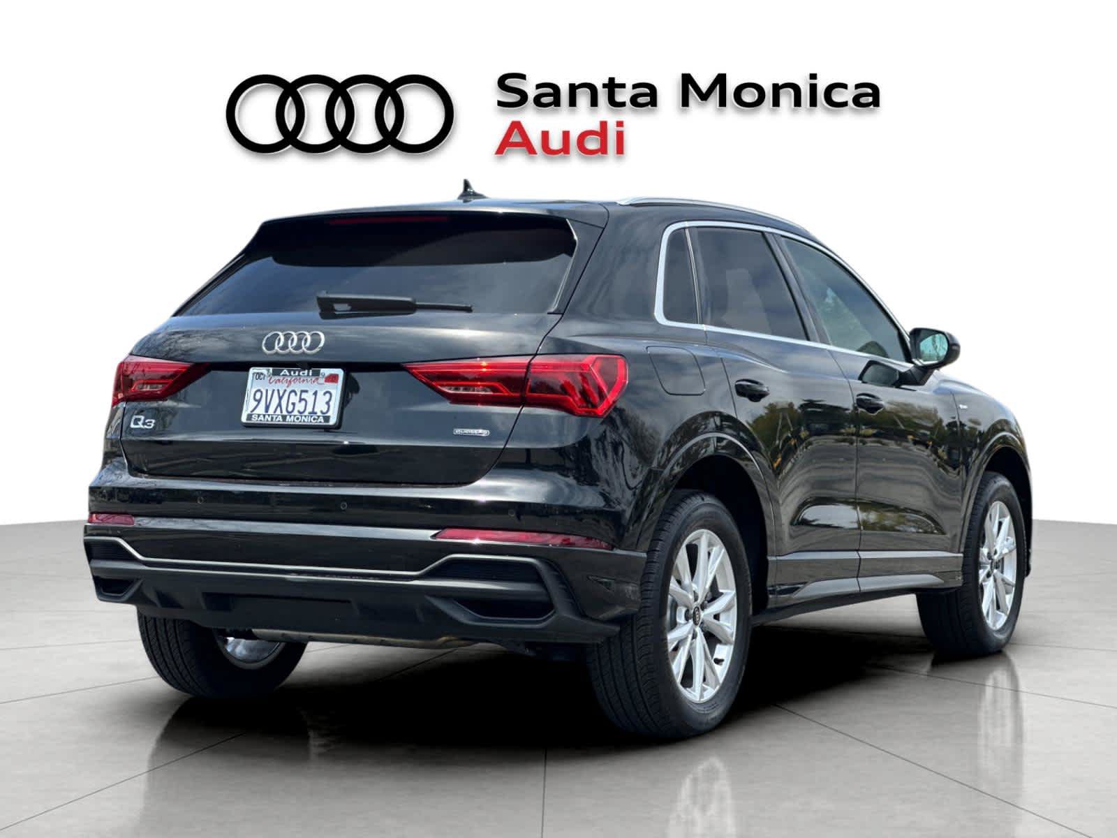 Used 2025 Audi Q3 2.0T Premium w/ Convenience Package AWD/4WD image 2