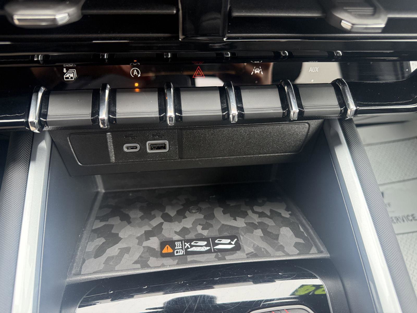 Used 2024 Chevrolet Colorado Z71 w/ Z71 Convenience Package 2 image 20