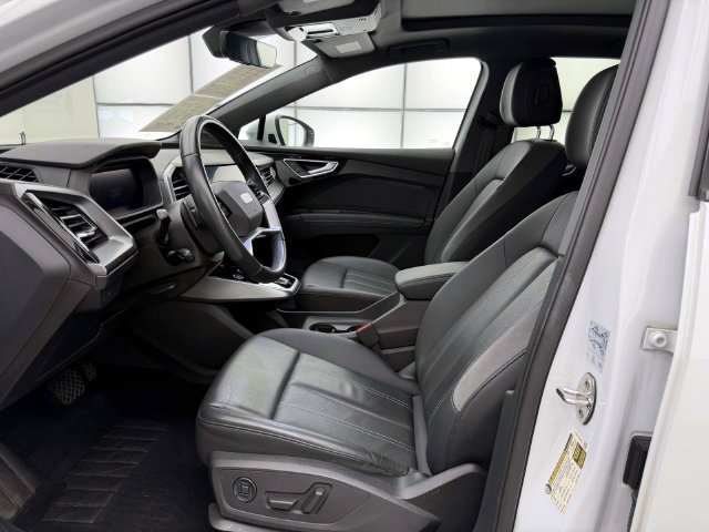 Certified 2023 Audi Q4 e-tron Premium Plus AWD/4WD image 17
