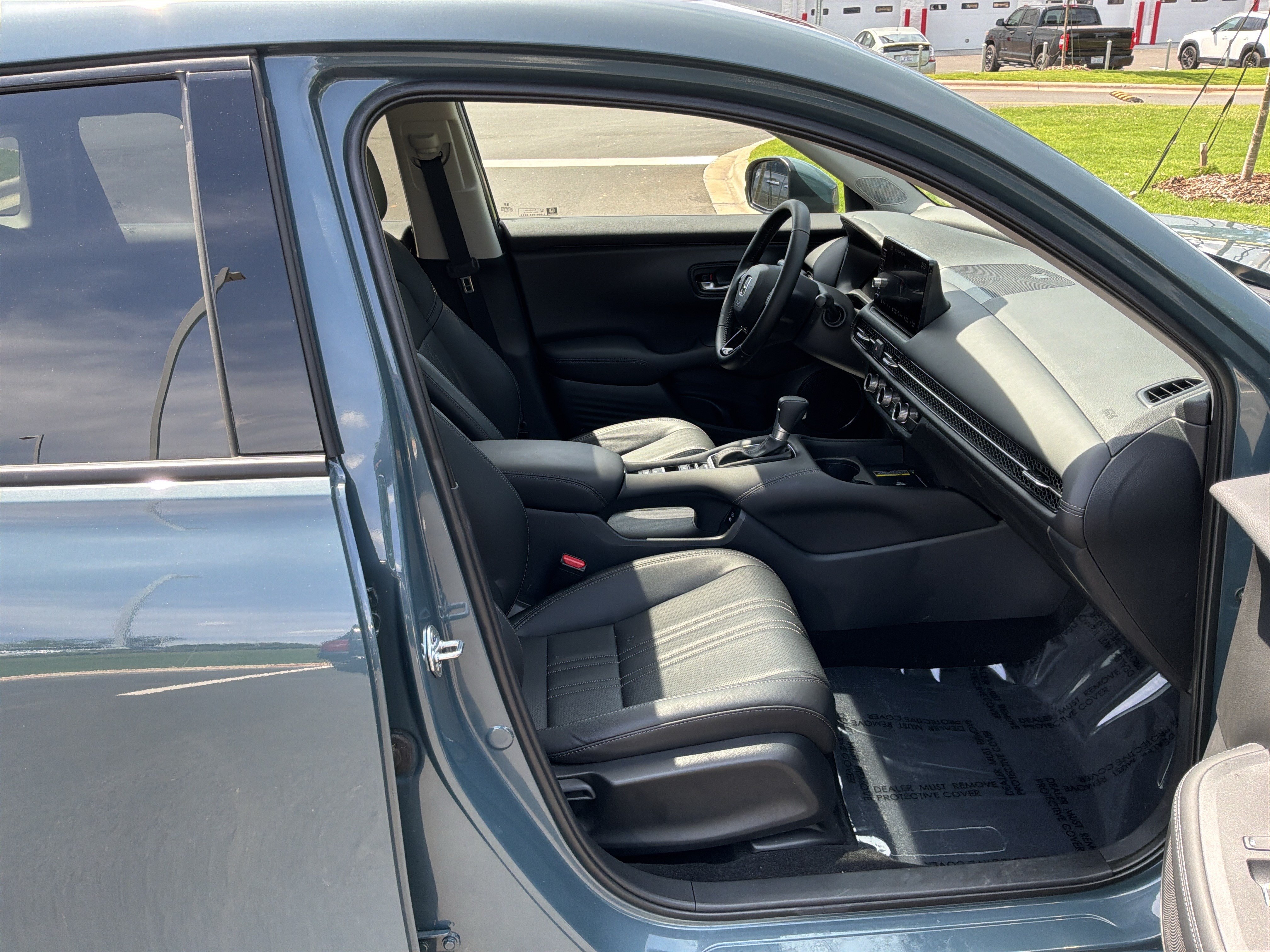 Used 2025 Honda HR-V EX-L image 33