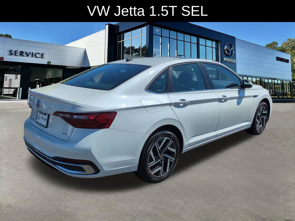 Used 2022 Volkswagen Jetta SEL FWD image 4