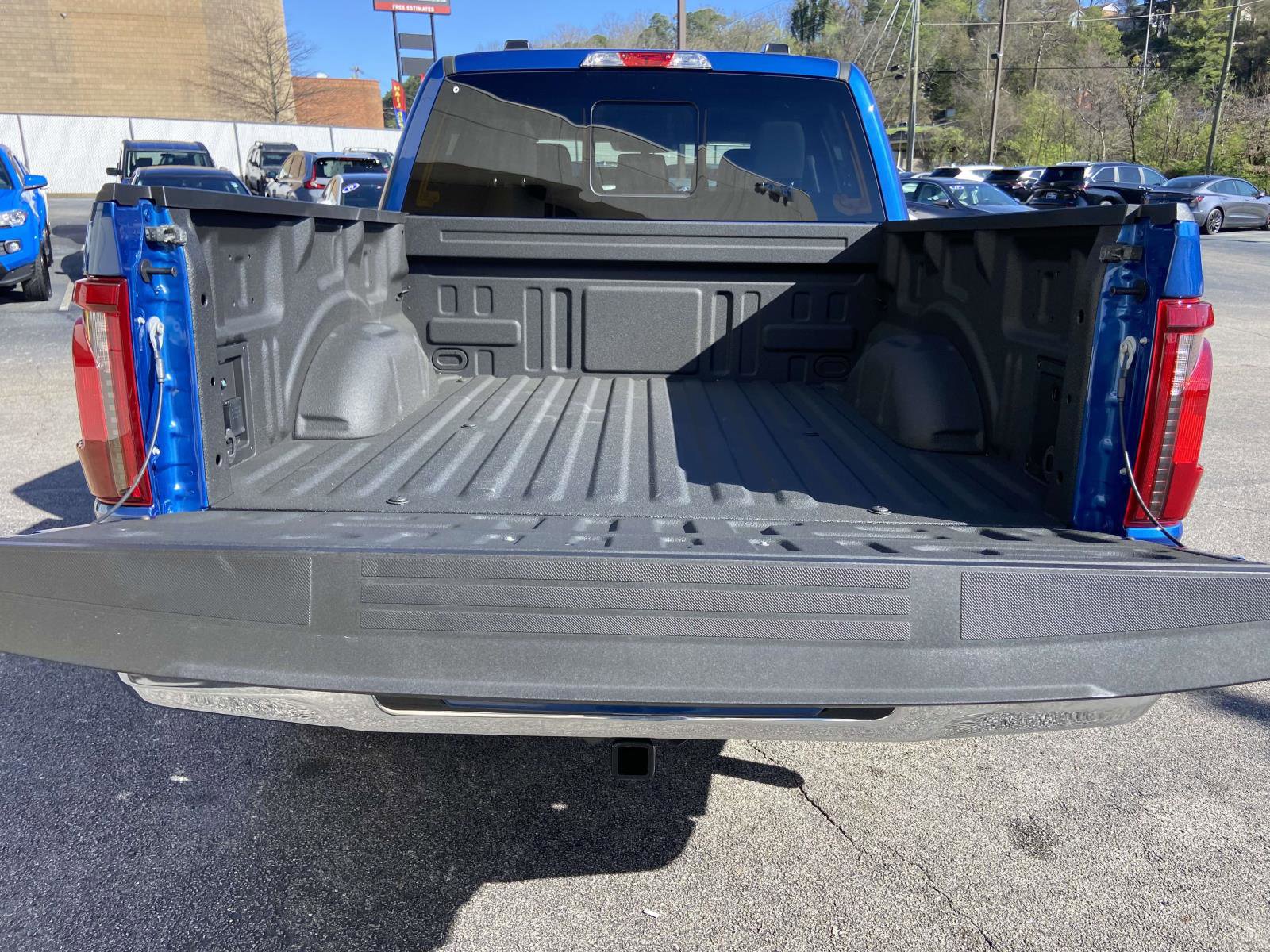 Used 2025 Ford F150 XLT w/ Equipment Group 303A High image 9