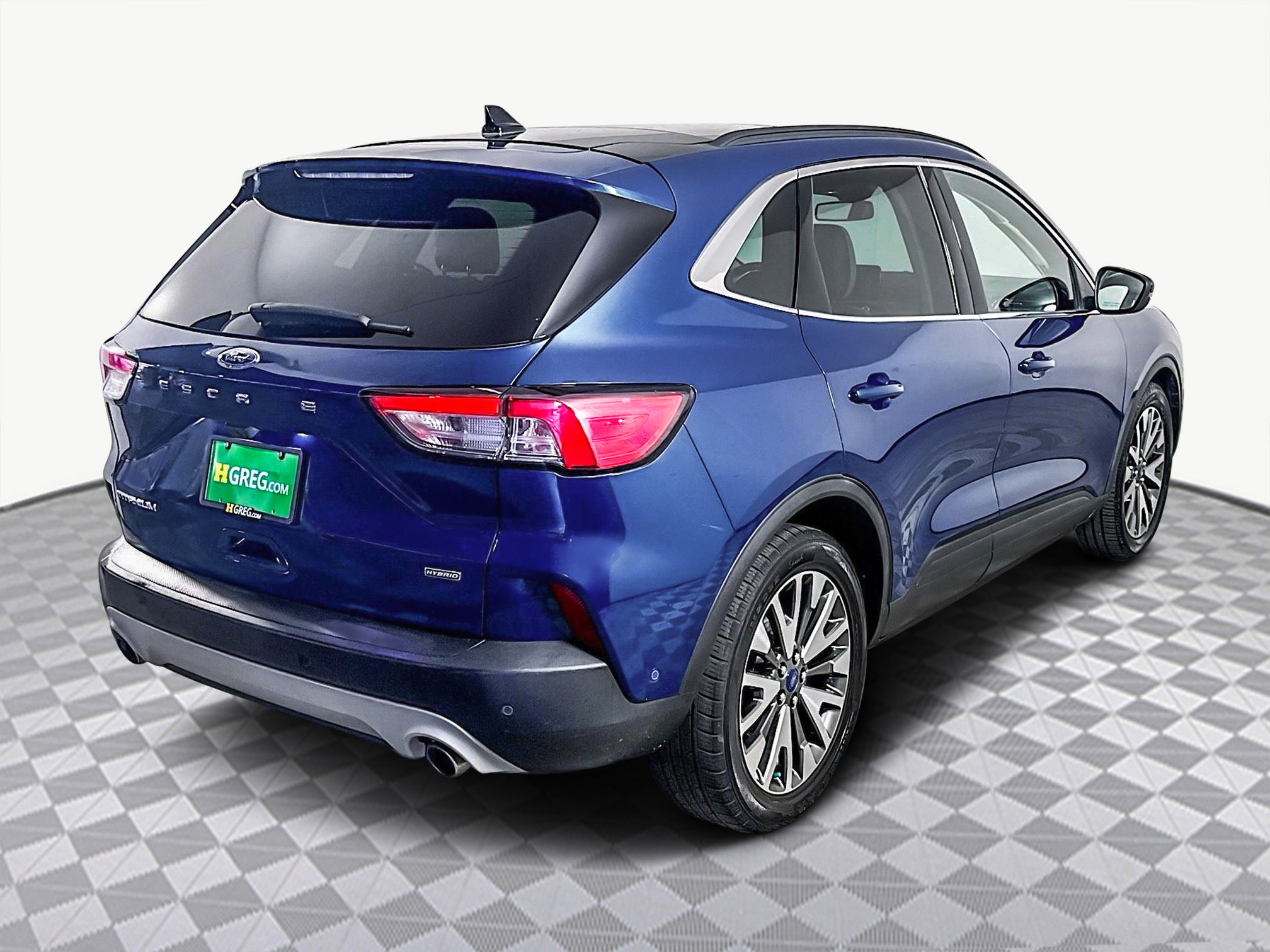 Used 2020 Ford Escape Titanium image 10