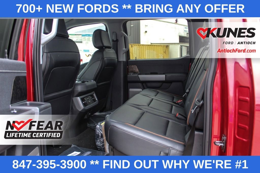 New 2025 Ford F250 Lariat w/ Black Appearance Package image 33