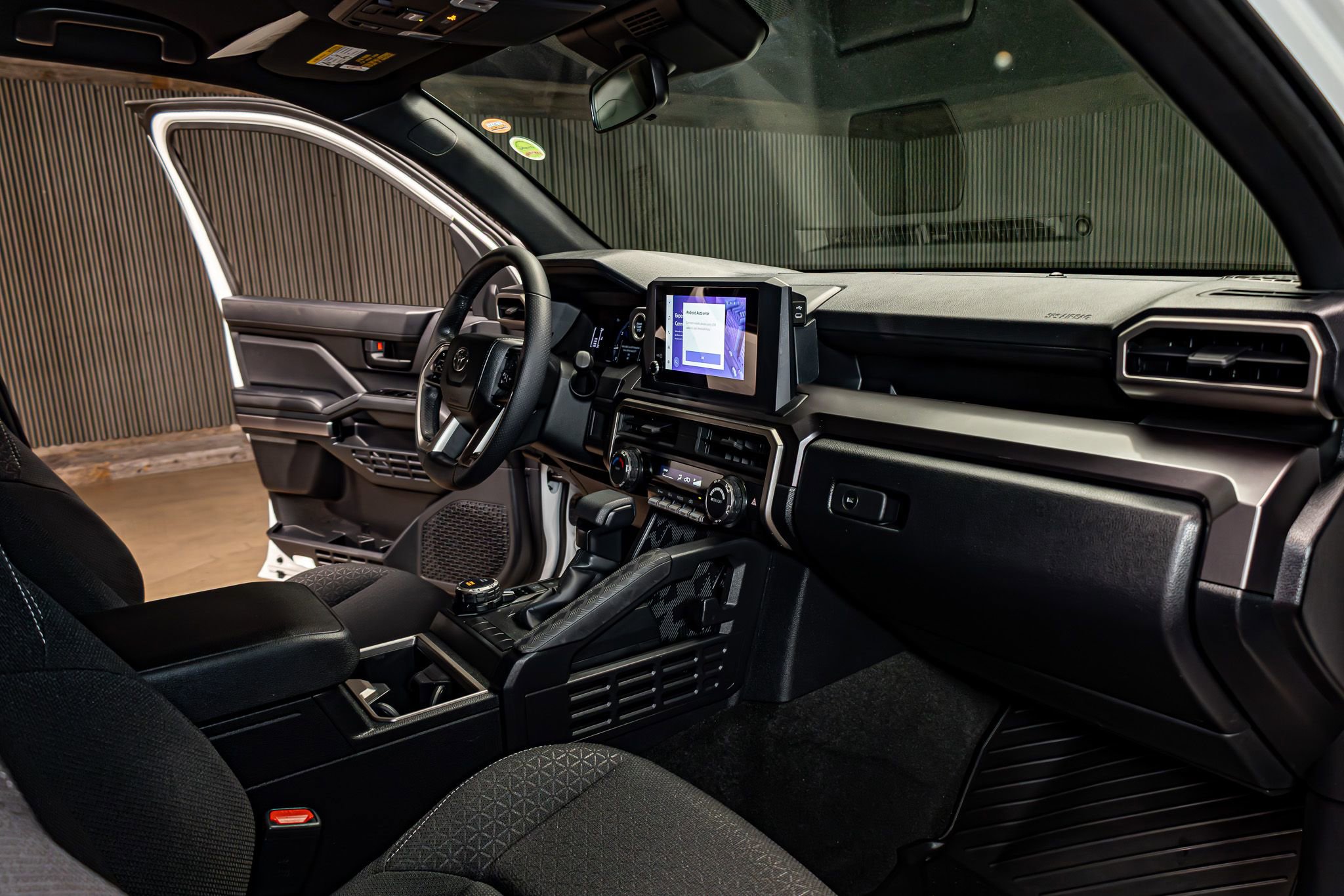 Used 2025 Toyota 4Runner SR5 AWD/4WD image 20