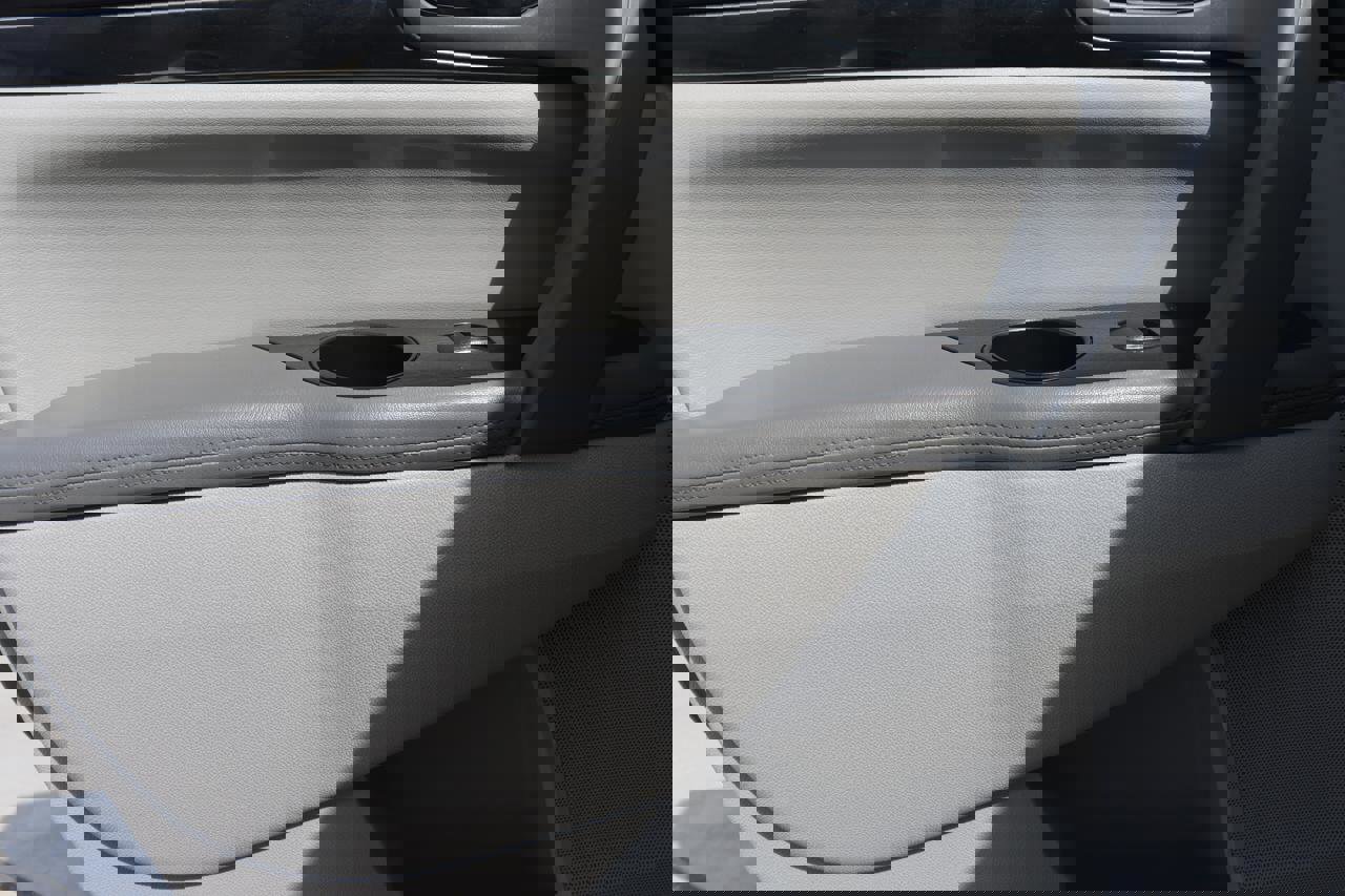 Used 2017 Buick Enclave Premium w/ Experience Buick Package image 22