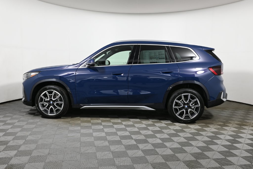 Used 2026 BMW X1 xDrive28i w/ Technology Package AWD/4WD image 2