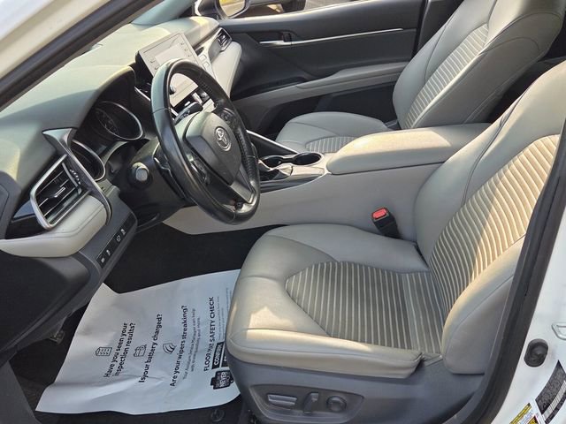 Used 2021 Toyota Camry SE FWD image 5