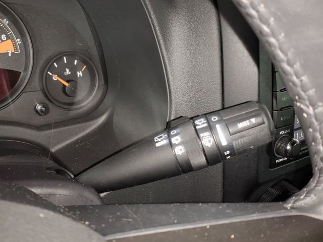 Used 2014 Jeep Patriot Latitude FWD image 23