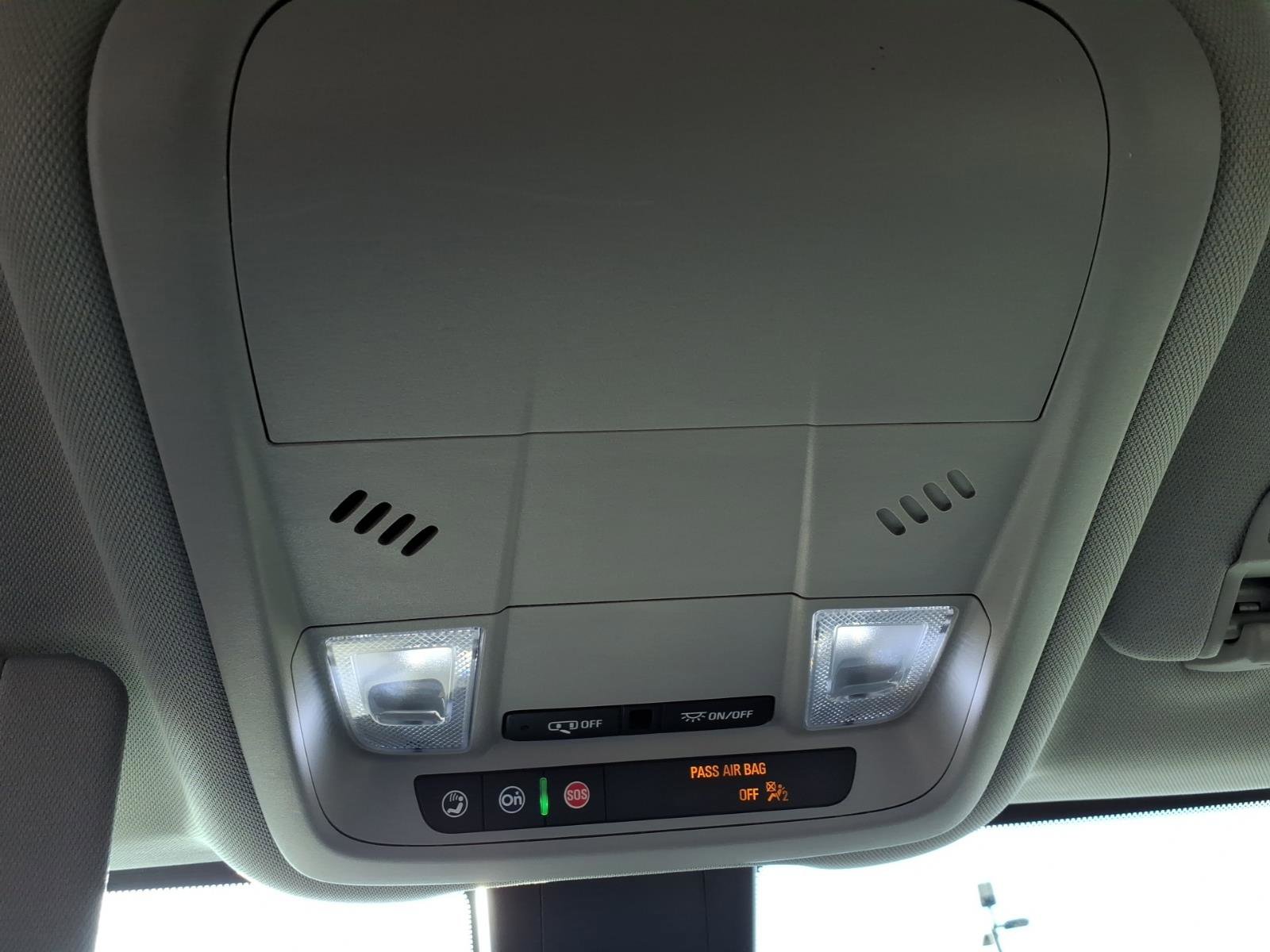 Used 2021 Chevrolet Equinox LS image 16