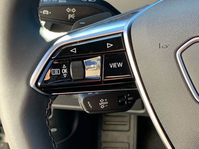 Used 2025 Audi A6 2.0T Premium image 32