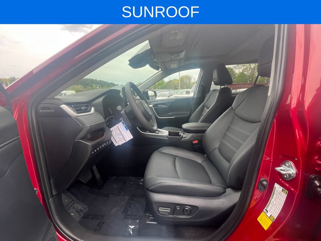 Used 2025 Toyota RAV4 Limited w/ Advanced Technology Package AWD/4WD image 2