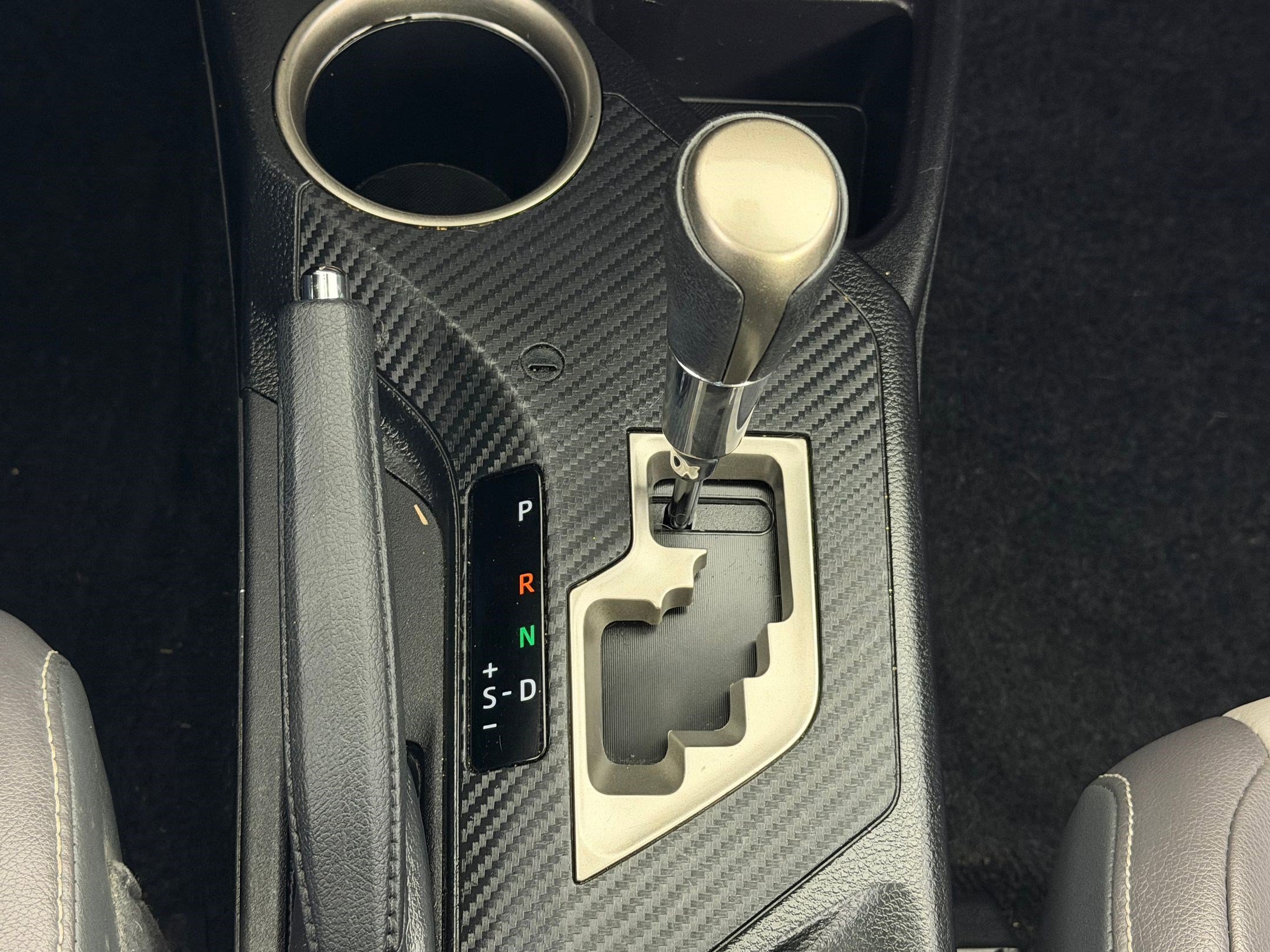 Used 2014 Toyota RAV4 Limited image 14