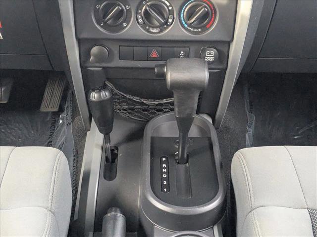 Used 2010 Jeep Wrangler Unlimited Sport image 9