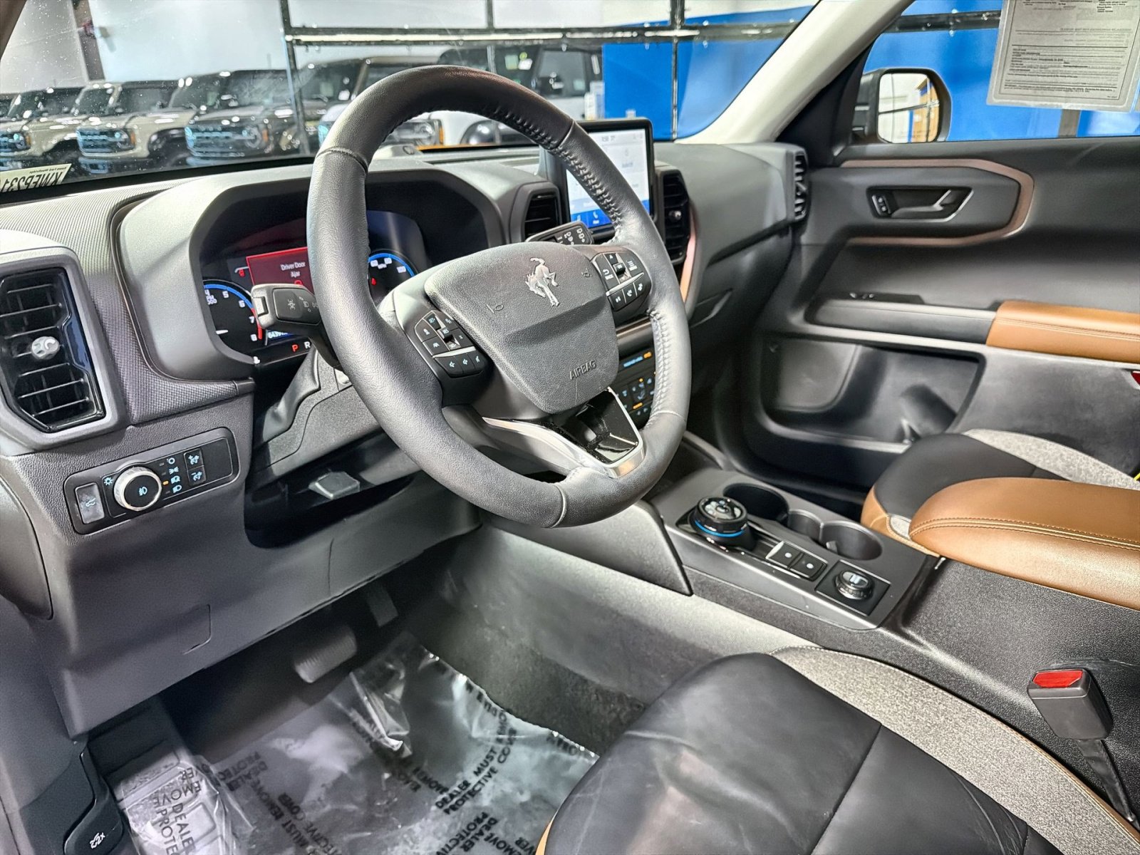 Used 2023 Ford Bronco Sport Outer Banks w/ Tech Package AWD/4WD image 20