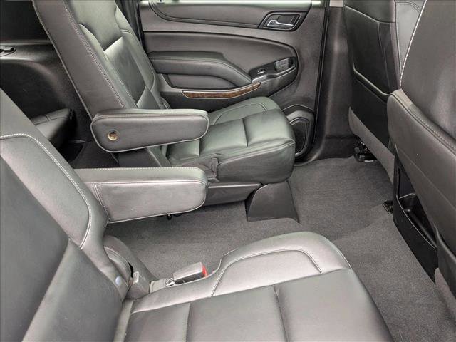 Used 2020 Chevrolet Suburban LT w/ Luxury Package image 20