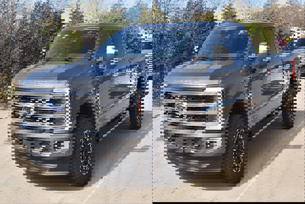 Certified 2024 Ford F250 Platinum w/ FX4 Off-Road Package image 1