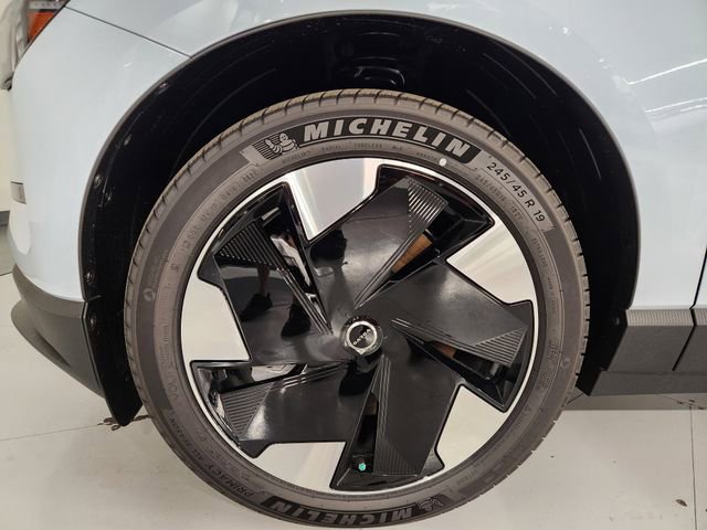 New 2025 Volvo EX30 Plus w/ Protection Package Premier AWD/4WD image 8