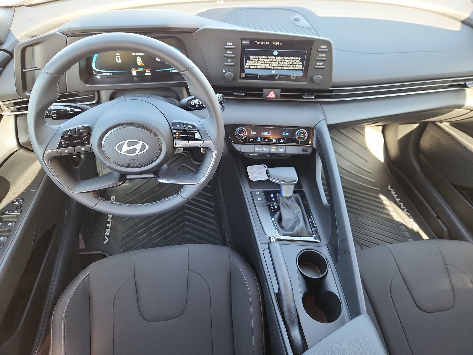 Used 2026 Hyundai Elantra Sport FWD image 13