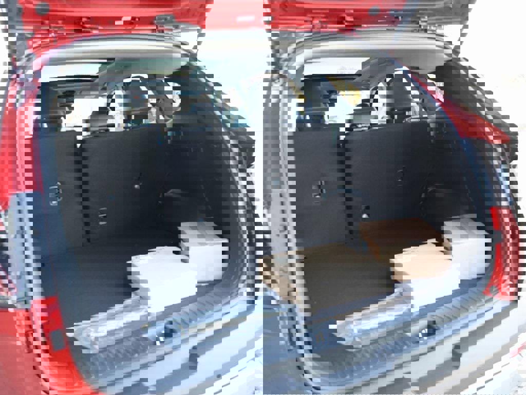 New 2026 Hyundai Tucson Limited w/ Tow & Go Package image 16