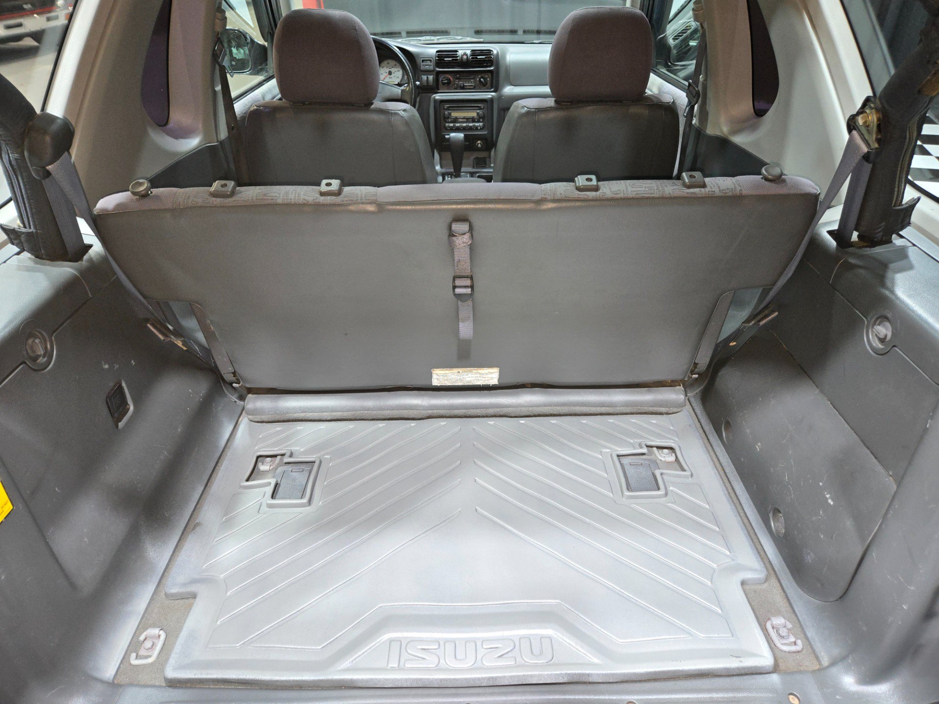 Used 2002 Isuzu Rodeo Sport RWD image 73