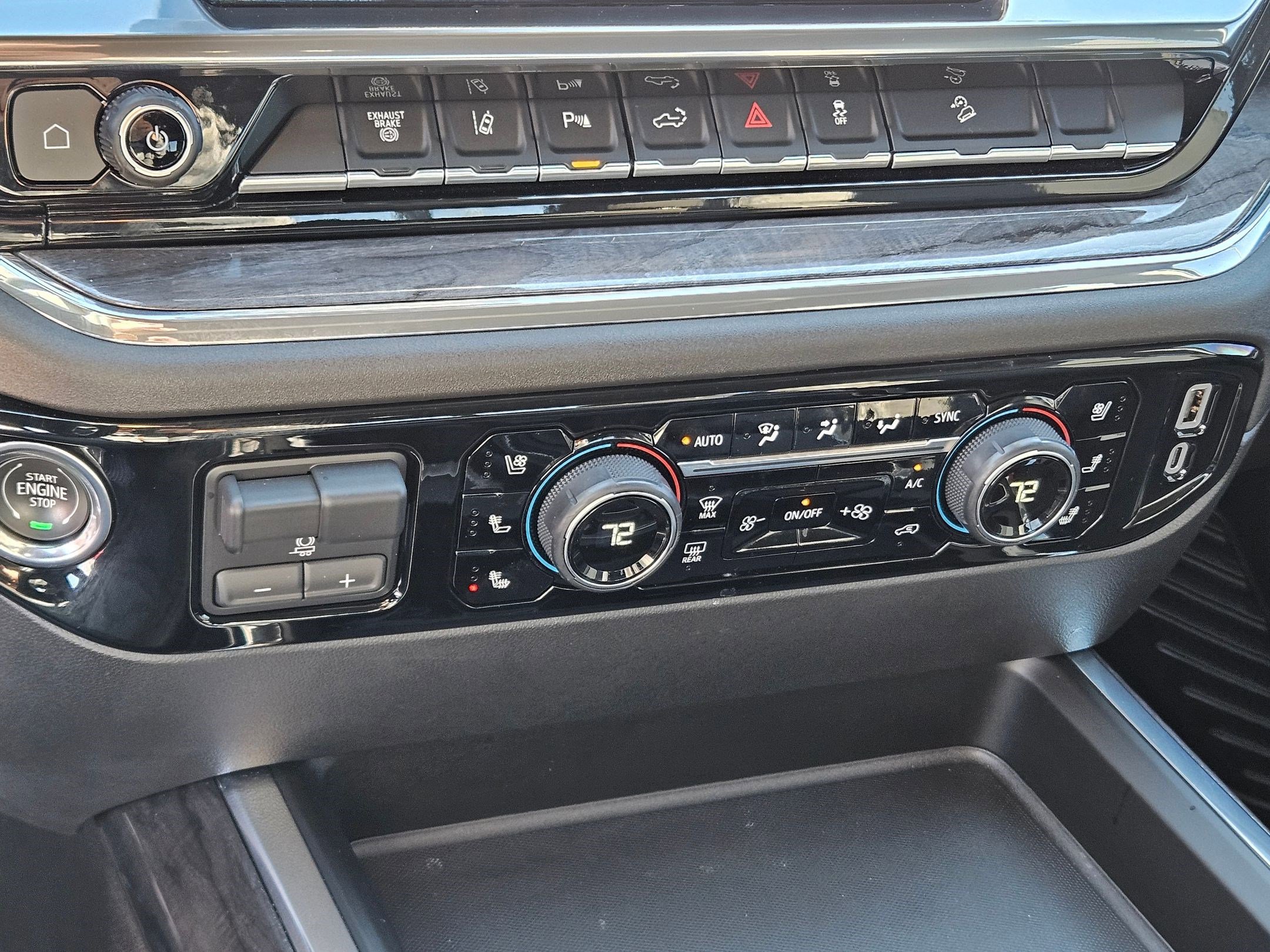 Used 2024 Chevrolet Silverado 3500 LTZ w/ LTZ Plus Package image 26