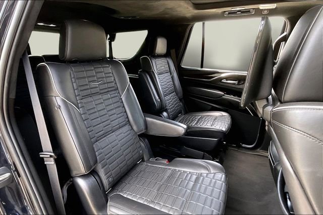 Used 2021 Cadillac Escalade Premium Luxury Platinum image 17
