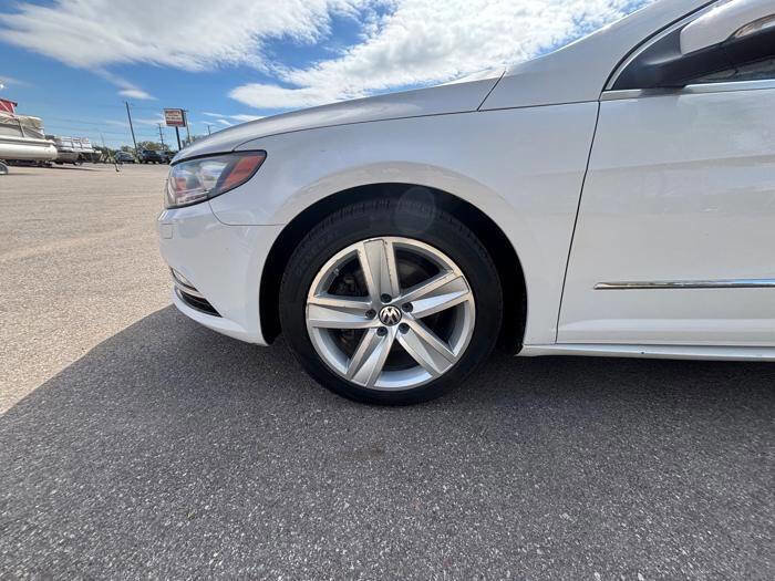 Used 2014 Volkswagen CC Sport FWD image 11